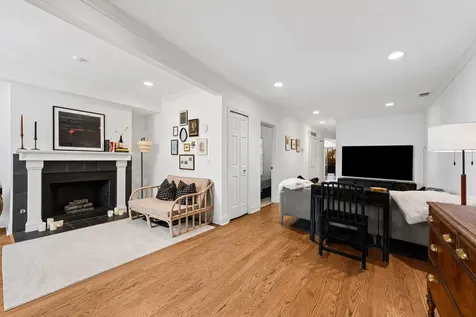 2216 North Sedgwick Street Chicago IL 60614