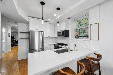 2216 North Sedgwick Street Chicago IL 60614