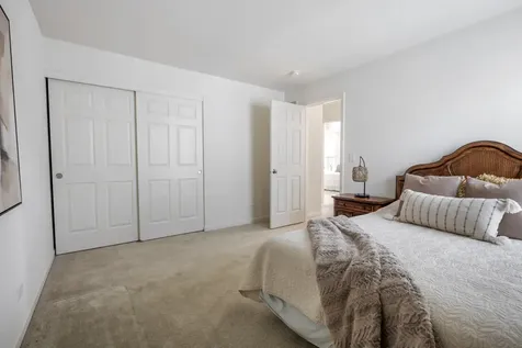 103 Chesterton Drive Volo IL 60020