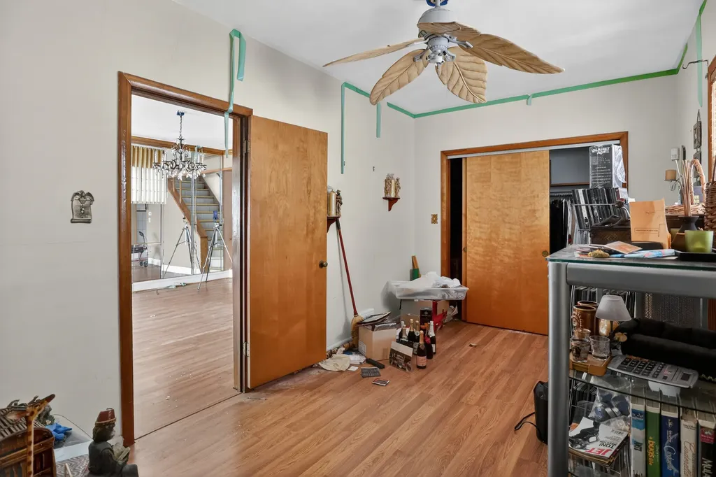 8330 South Essex Avenue Chicago IL 60617