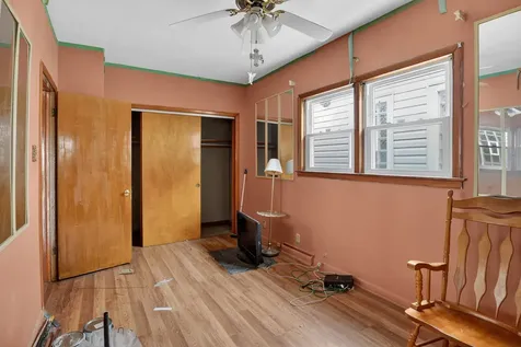 8330 South Essex Avenue Chicago IL 60617