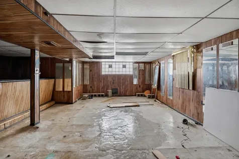 8330 South Essex Avenue Chicago IL 60617