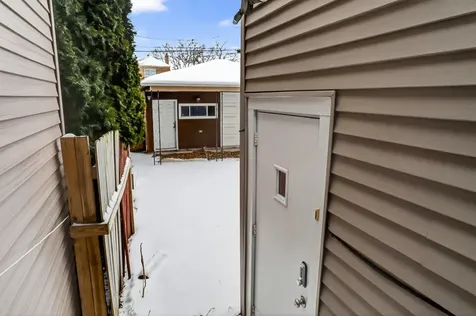 8330 South Essex Avenue Chicago IL 60617