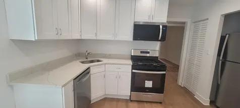 3207 North Wilton Avenue Chicago IL 60657