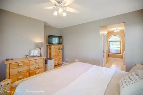 1869 Woodlawn Road Steward IL 60553
