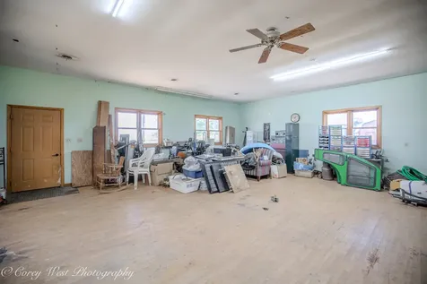 1869 Woodlawn Road Steward IL 60553
