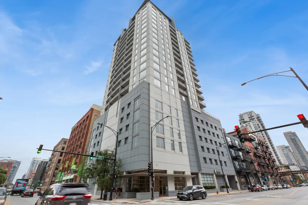 330 West Grand Avenue Chicago IL 60654