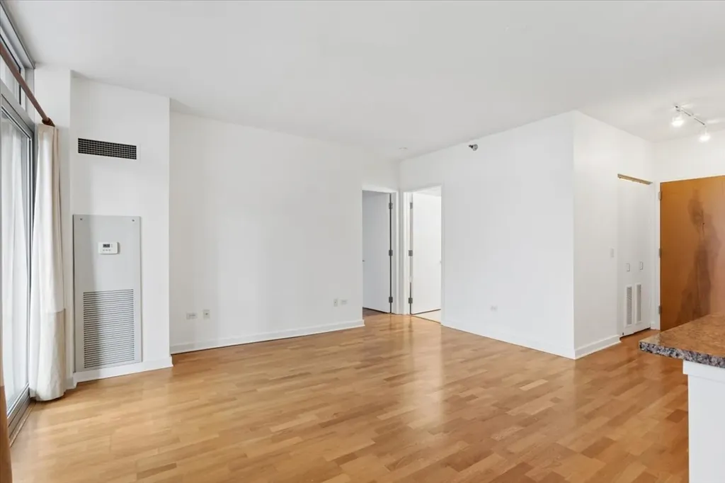330 West Grand Avenue Chicago IL 60654