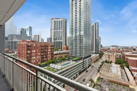 330 West Grand Avenue Chicago IL 60654
