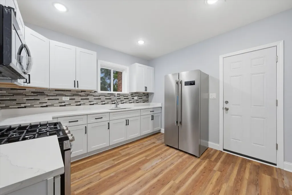 7152 South Racine Avenue Chicago IL 60636