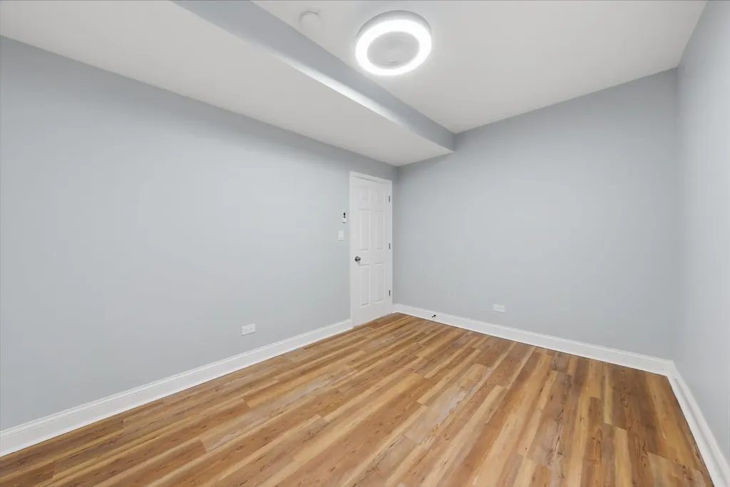 7152 South Racine Avenue Chicago IL 60636