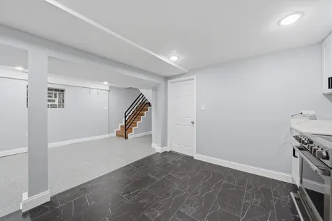 7152 South Racine Avenue Chicago IL 60636