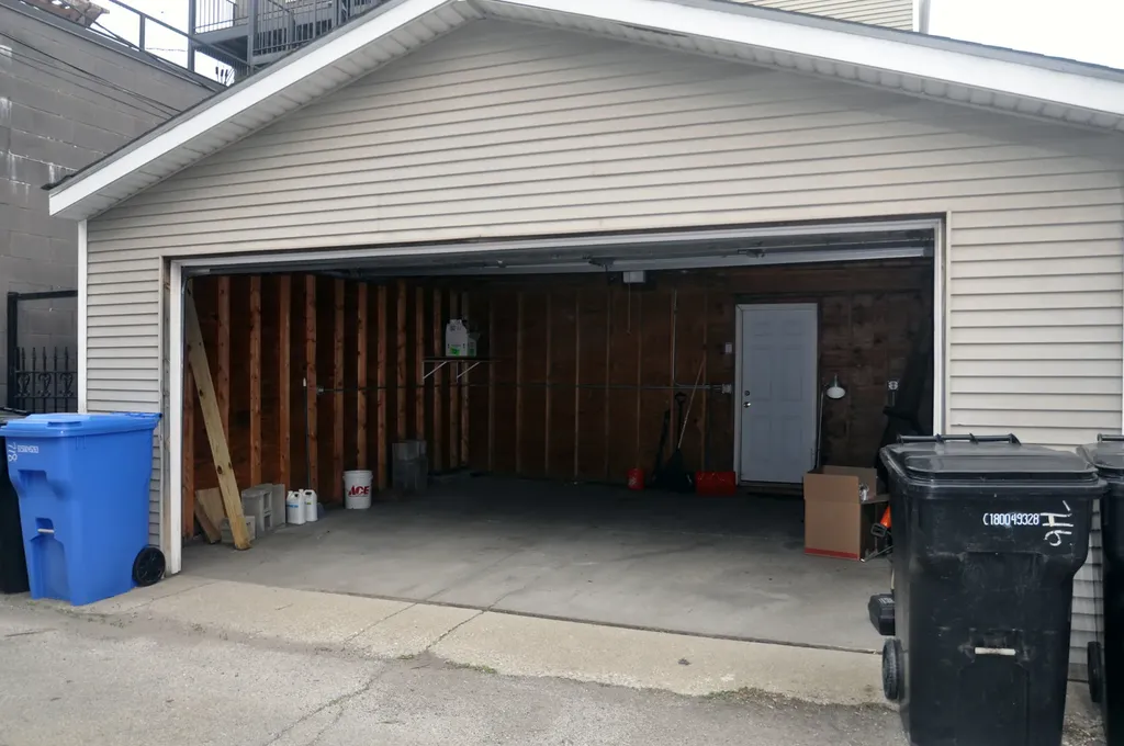718 North Willard Court Chicago IL 60642