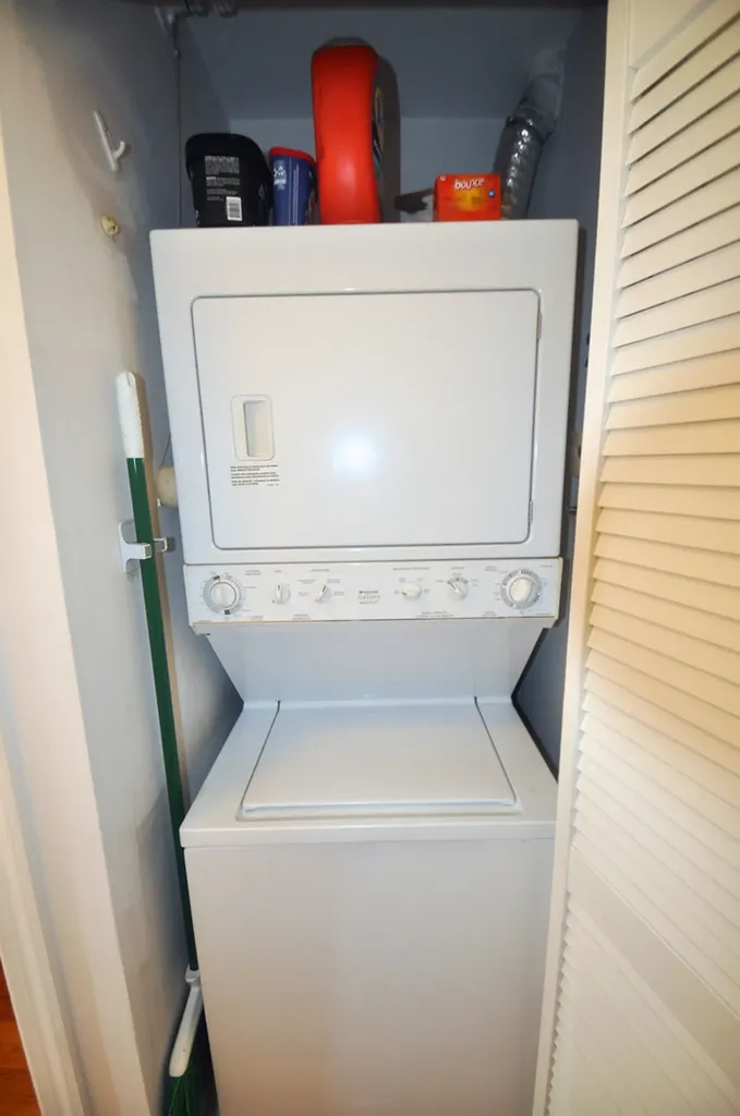718 North Willard Court Chicago IL 60642
