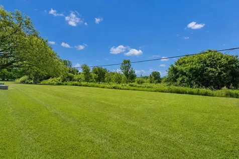 470 Nicole Drive Bartlett IL 60103