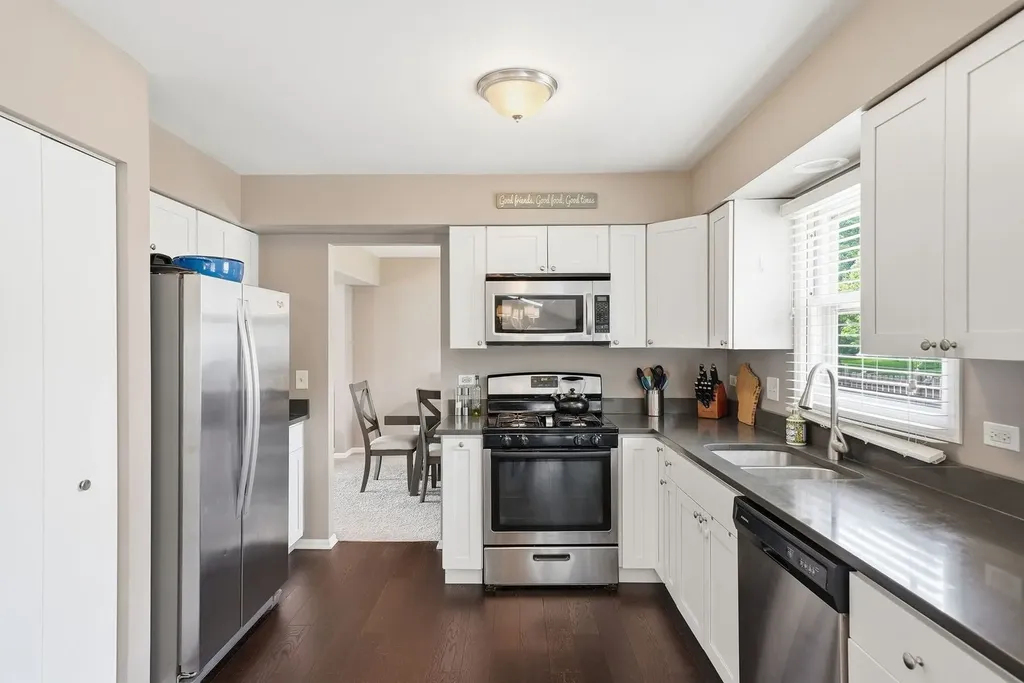 167 Brookwood Lane Bolingbrook IL 60440