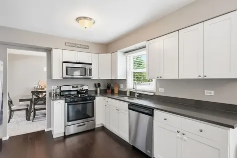 167 Brookwood Lane Bolingbrook IL 60440