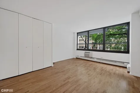 33 East Cedar Street Chicago IL 60611