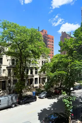 33 East Cedar Street Chicago IL 60611