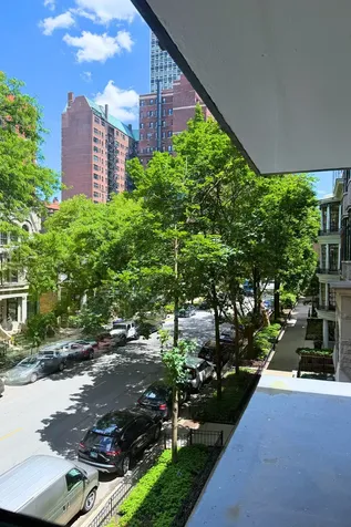 33 East Cedar Street Chicago IL 60611