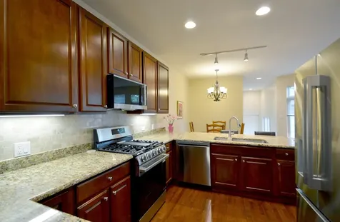 4270 Linden Tree Lane Glenview IL 60026