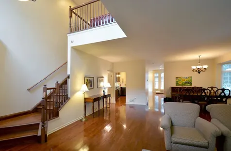 4270 Linden Tree Lane Glenview IL 60026