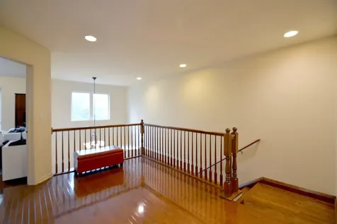 4270 Linden Tree Lane Glenview IL 60026