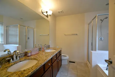 4270 Linden Tree Lane Glenview IL 60026