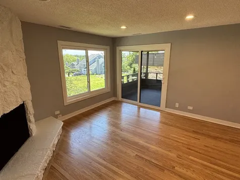 1365 North Sterling Avenue Palatine IL 60067