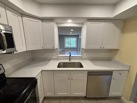 1365 North Sterling Avenue Palatine IL 60067
