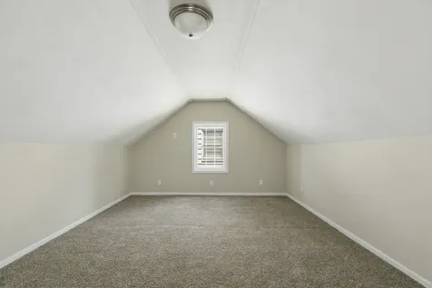 2456 32ND Street Moline IL 61265