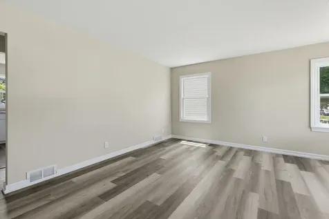 2456 32ND Street Moline IL 61265