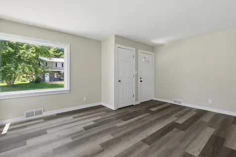 2456 32ND Street Moline IL 61265