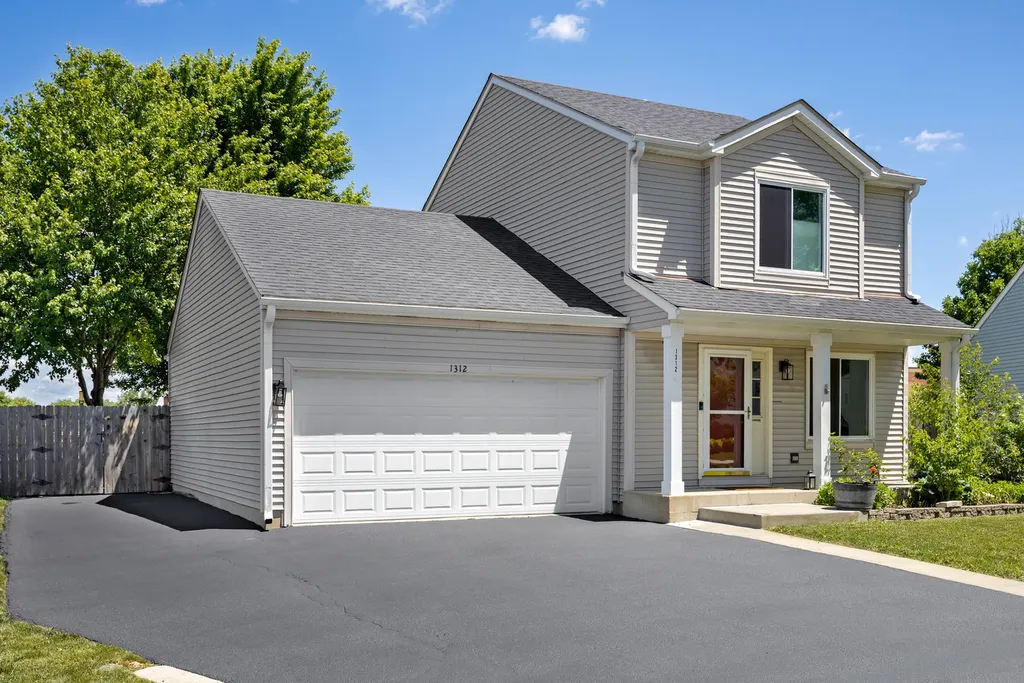 1312 Burke Lane South Elgin IL 60177