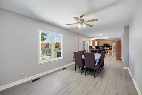 1312 Burke Lane South Elgin IL 60177