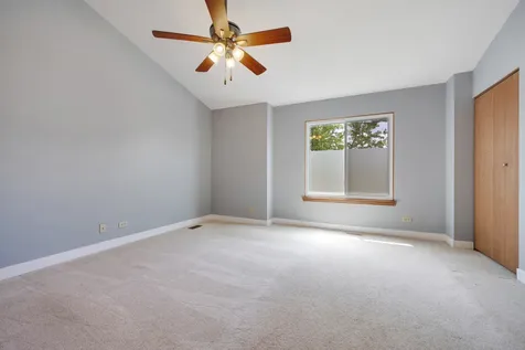 1312 Burke Lane South Elgin IL 60177