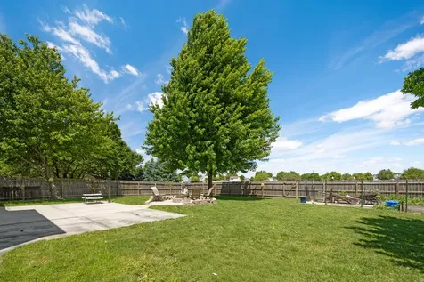 1312 Burke Lane South Elgin IL 60177