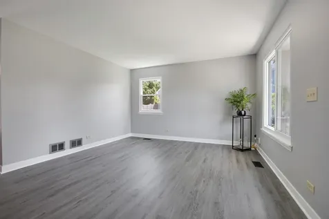1312 Burke Lane South Elgin IL 60177