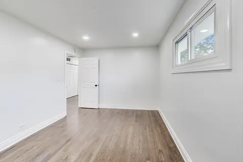 16450 Honore Avenue Markham IL 60428