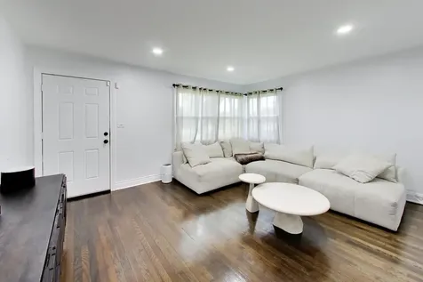 16450 Honore Avenue Markham IL 60428
