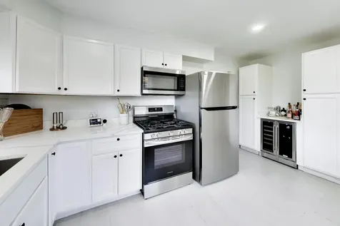 16450 Honore Avenue Markham IL 60428