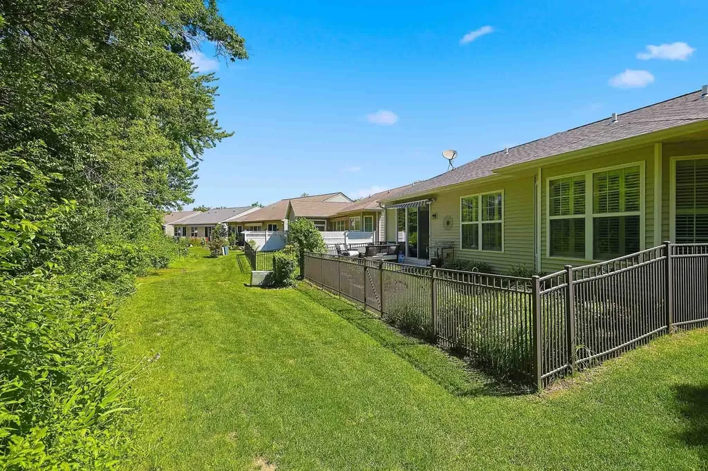12365 Lilly Lane Huntley IL 60142