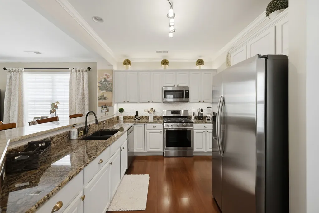 12365 Lilly Lane Huntley IL 60142