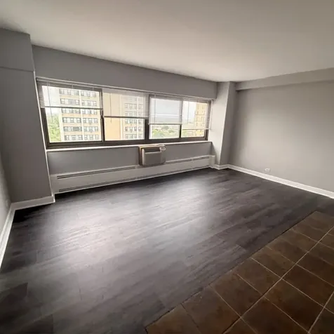 7337 South South Shore Drive Chicago IL 60649