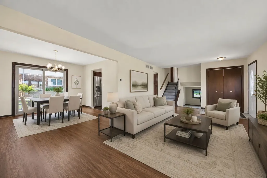 20W481 Cobb Drive Downers Grove IL 60516