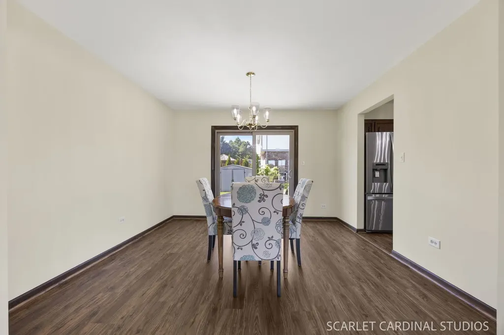 20W481 Cobb Drive Downers Grove IL 60516