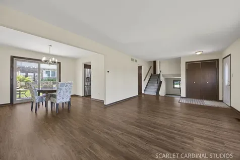20W481 Cobb Drive Downers Grove IL 60516