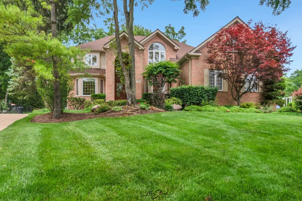 542 West Rosiland Drive Palatine IL 60074