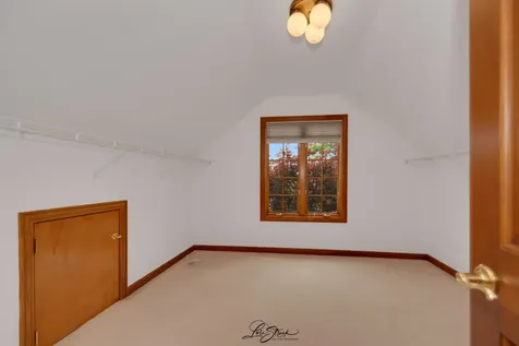 542 West Rosiland Drive Palatine IL 60074
