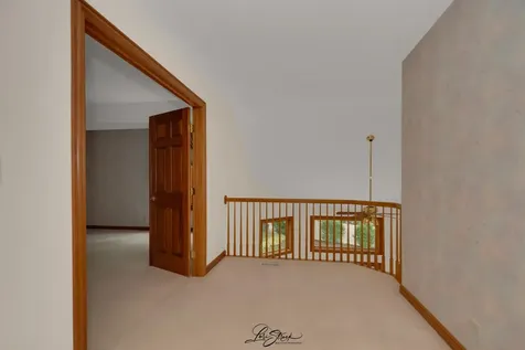 542 West Rosiland Drive Palatine IL 60074